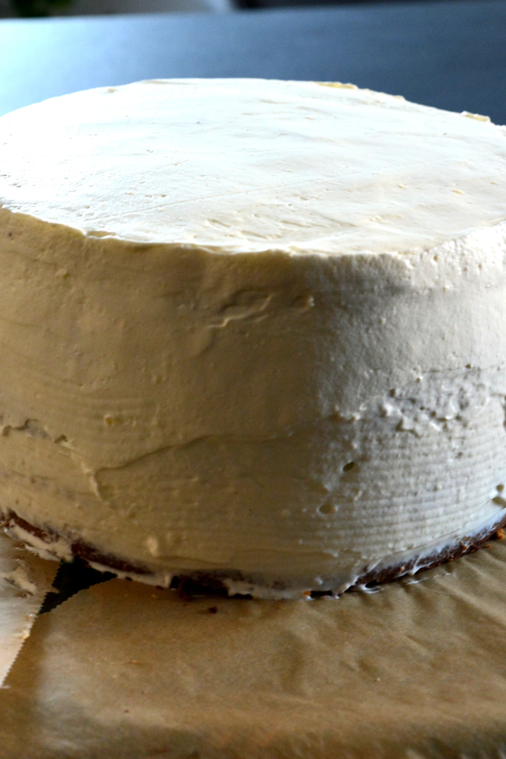 Coffee Drip Cake- eingestrichen mit Mascapone-Kaffee-Creme.