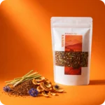 Kalahari Rooibos Tee von MEE KAFFEE mit Orangenschalen, Zitronengras und Kornblumen – ideal als Heißtee, Eistee oder Cold Brew